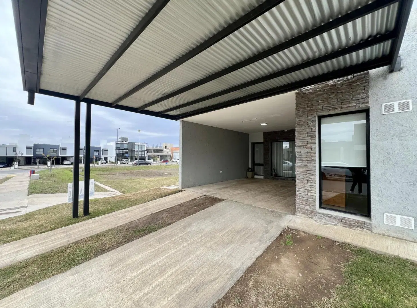 CASA EN PLANTA BAJA EXCELENTE UBICACION DE DOCTA 8