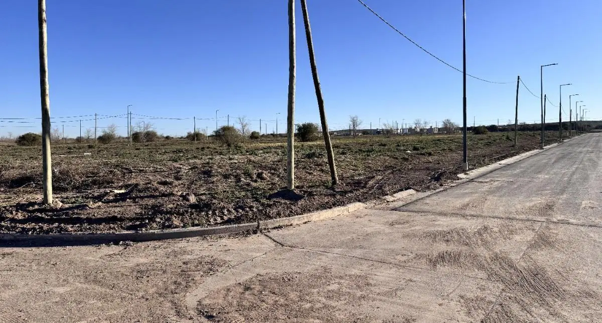 Terrenos contiguos - Apto Comercio - 1200 m2 3