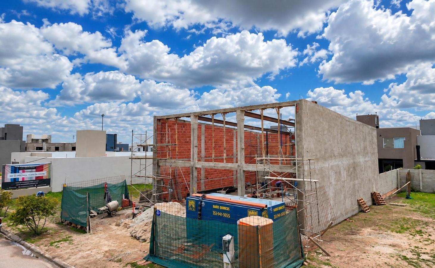 Foto de Complejo Comercial - En Venta - 180 m2 sobre Bv. Principal de Docta, imagen 3