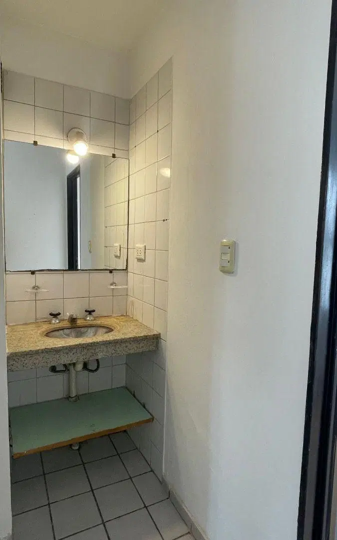Departamento de 37 m² con 1 dormitorio en venta en Alberdi 8