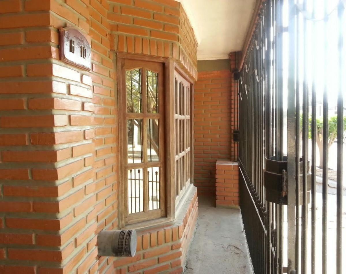 Casa 3 Dorm y Cochera - Mb Estado - B° Seoc (Ubic. Entre Av Colon y Av A. Vespucio) 1