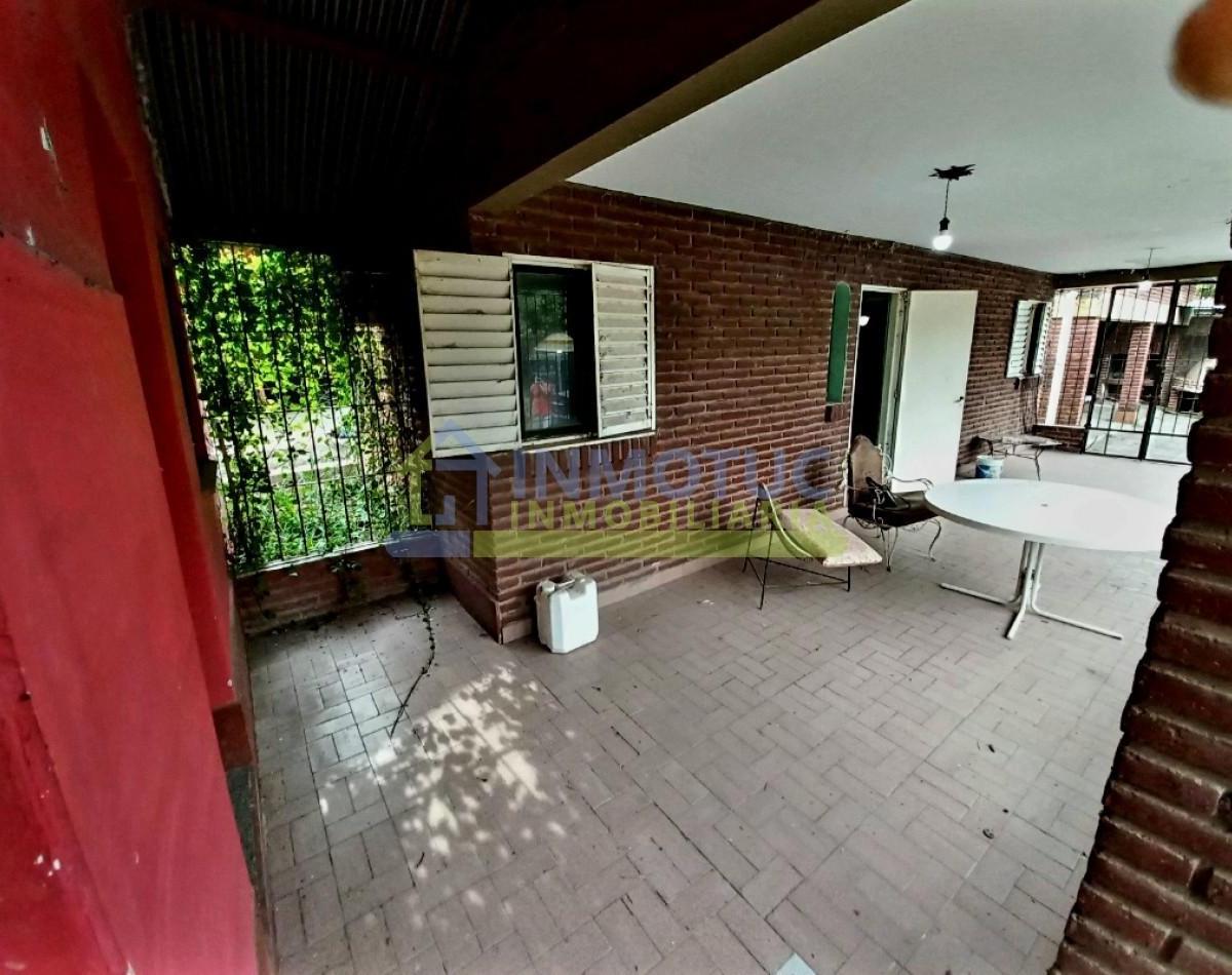 Casa 4 Dorm. El Cadillal - Villa del Parque 2