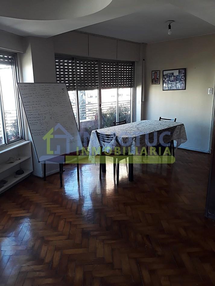 25 de Mayo y Corrientes - Dpto 4 Dorm. 3 Baños - Apto Credito Hip. - Barrio Norte 4