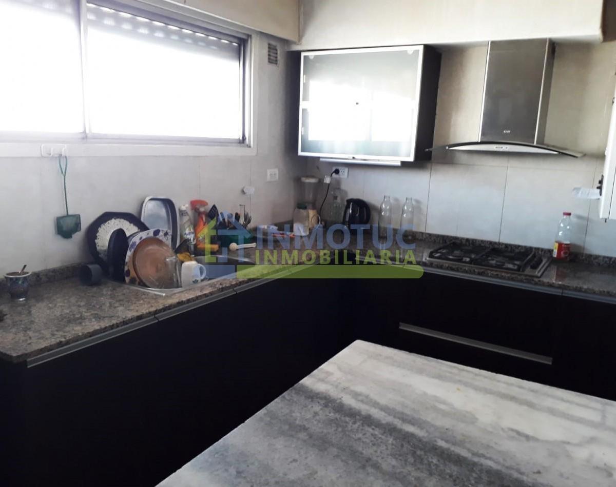 25 de Mayo y Corrientes - Dpto 4 Dorm. 3 Baños - Apto Credito Hip. - Barrio Norte 2