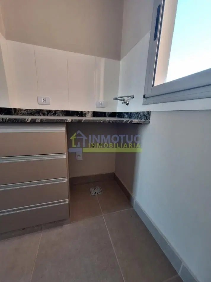 DEPARTAMENTO 2 DORMITORIOS CON BALCON - A ESTRENAR - RONDEAU 800 - BARRIO SUR 3