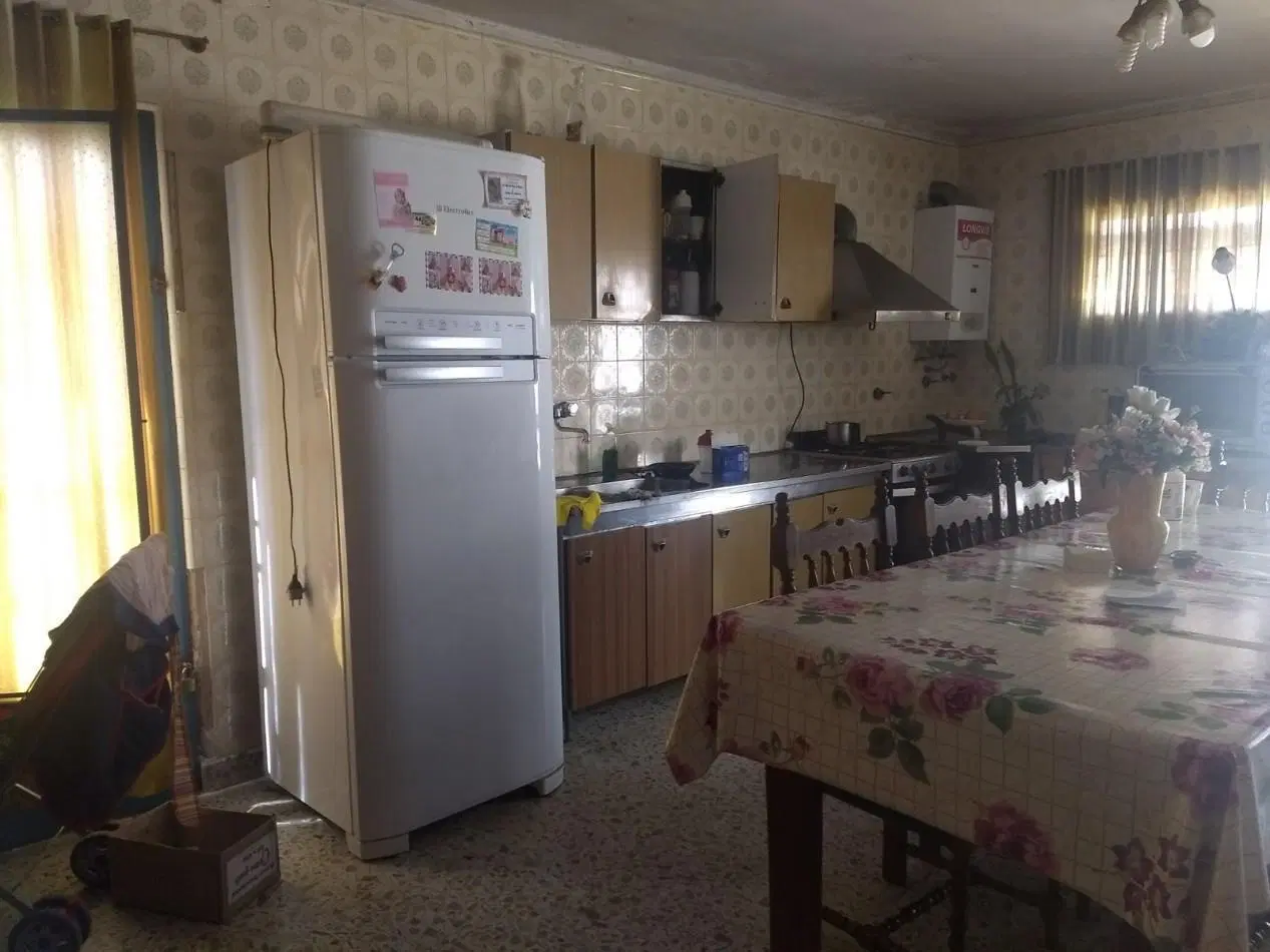 CASA A LA VENTA MAS AMPLIA PLANTA ALTA CON DOBLE COCHERA A DOS CUADRAS DE ARISTOBULO DEL VALLE 3