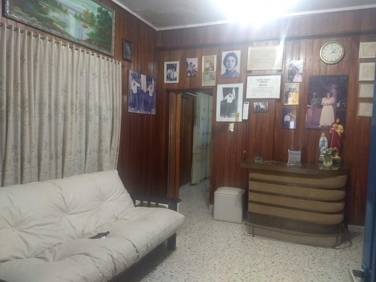 Foto de CASA A LA VENTA MAS AMPLIA PLANTA ALTA CON DOBLE COCHERA A DOS CUADRAS, imagen 4