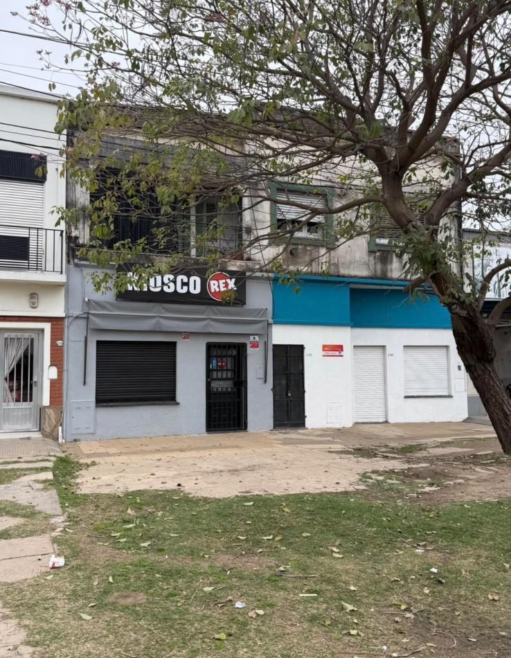 Foto de OPORTUNIDAD - LOCAL A LA VENTA SOBRE AVENIDA LOPEZ Y PLANES, imagen 2