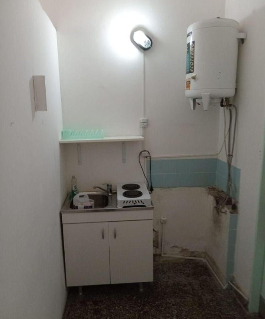 Foto de MONOAMBIENTE EN ALQUILER ALEM 757 BERNAL, imagen 4