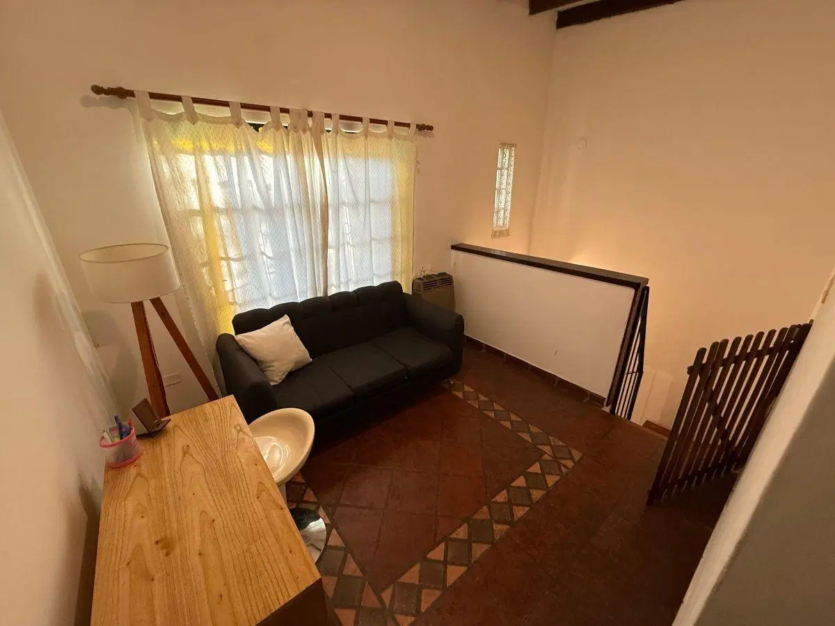 OPORTUNIDAD DE CASA 2 PLANTAS SOBRE QUILMES SUR 4