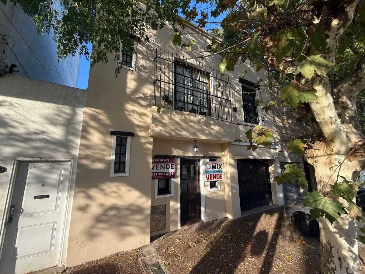 OPORTUNIDAD DE CASA 2 PLANTAS SOBRE QUILMES SUR 3