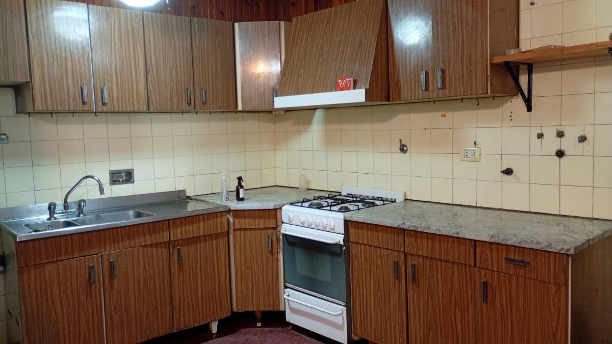 Foto de CHALET 4 AMBIENTES SOBRE QUILMES OESTE, imagen 1
