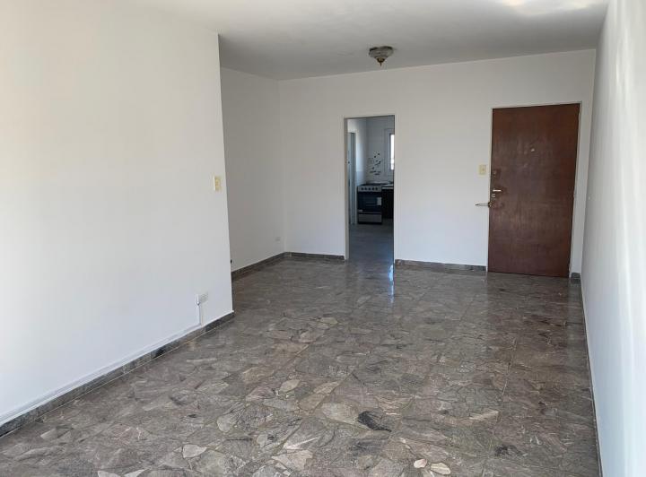 Descubre Tu Nuevo Hogar! Piso Muy Alto, con Vista Abierta Impresionante 3