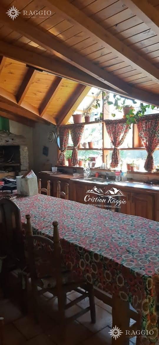 Casa de 6 Ambientes en El Bolsón, Ubicación Céntrica (Su - 10) 2