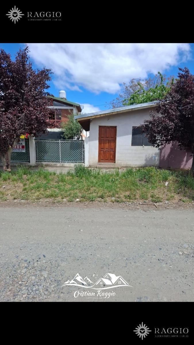 Casa y Local a Media Cuadra de La Ruta Nac. 40, El Bolsón (So - 20) 1