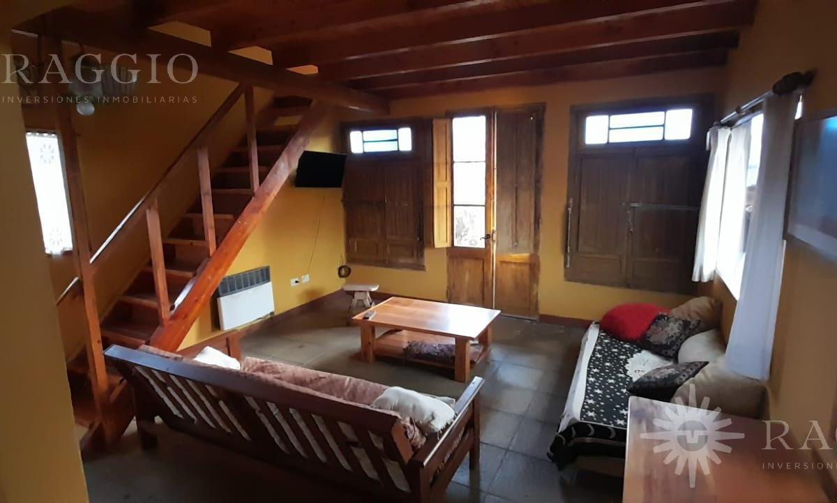 Casa de Cuatro Ambientes en El Bolsón, Barrio Arrayanes (So - 29) 4