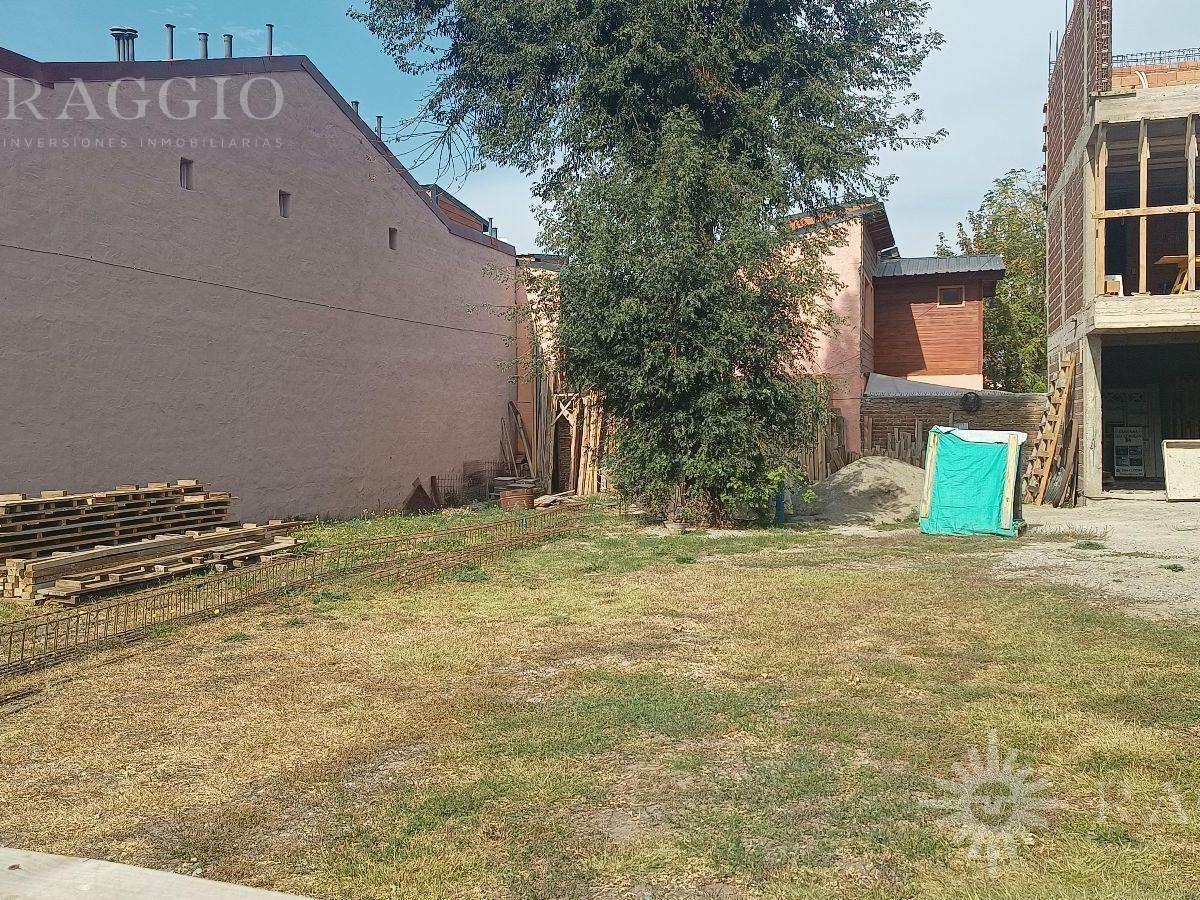 Terreno de 300 m² en El Bolsón, Zona Céntrica. (Fc - 185) 5