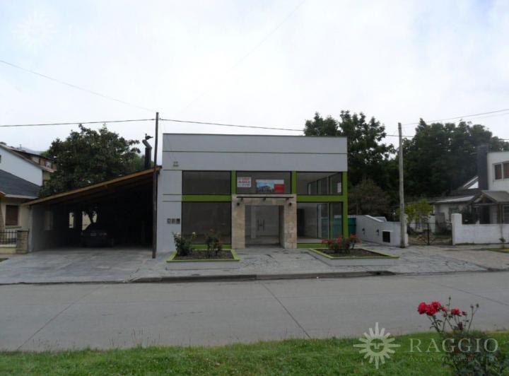 Local en  Avenida San Martin El Bolsón (SO-41) 4