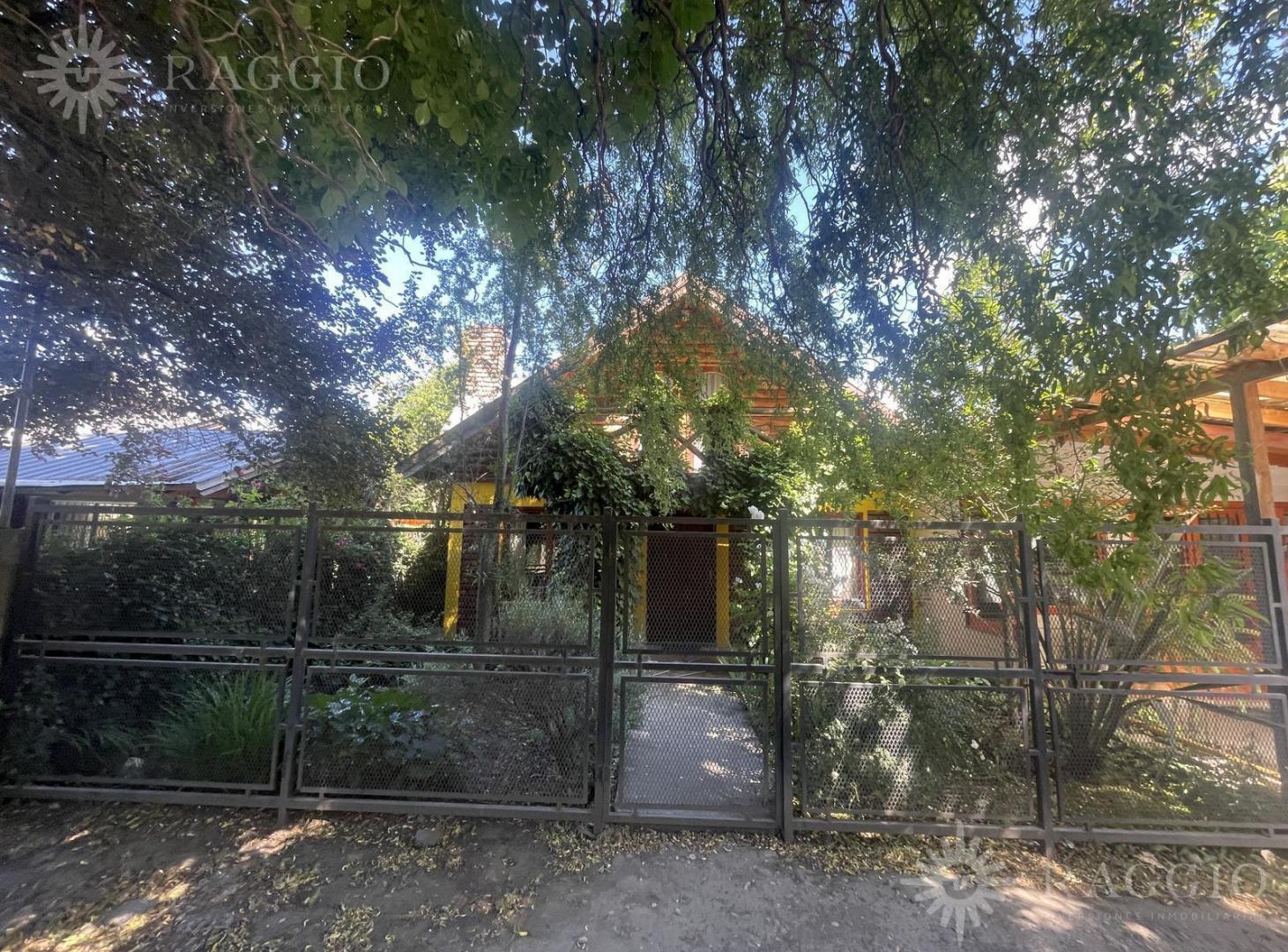 Foto de Casa de 5 ambientes con local comercial - Excelente ubicación (EZ-52), imagen 2