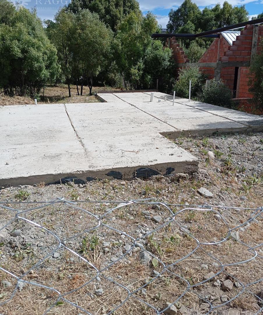 Terreno con platea de 60m2, El Bolsón, B° Buena Vista (FZ-50)