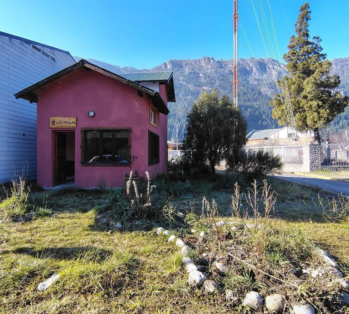Local en Paseo Comercial de Lago Puelo (FC-245) 3