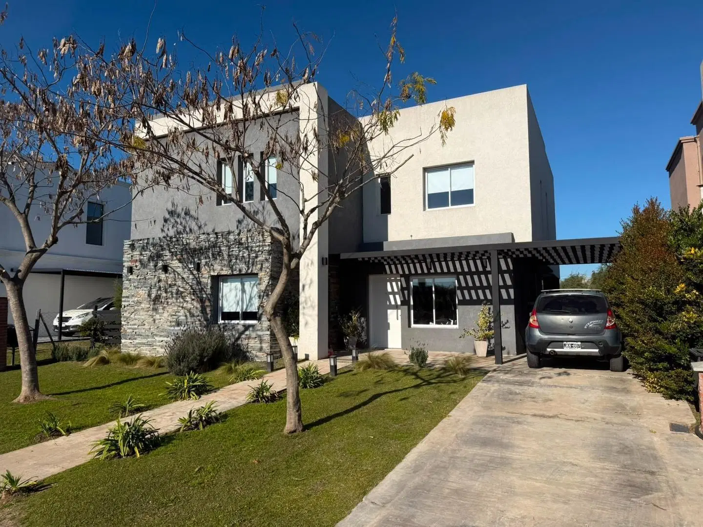 Casa 6 ambientes en Pilar del Este- Santa Emilia- Venta 4