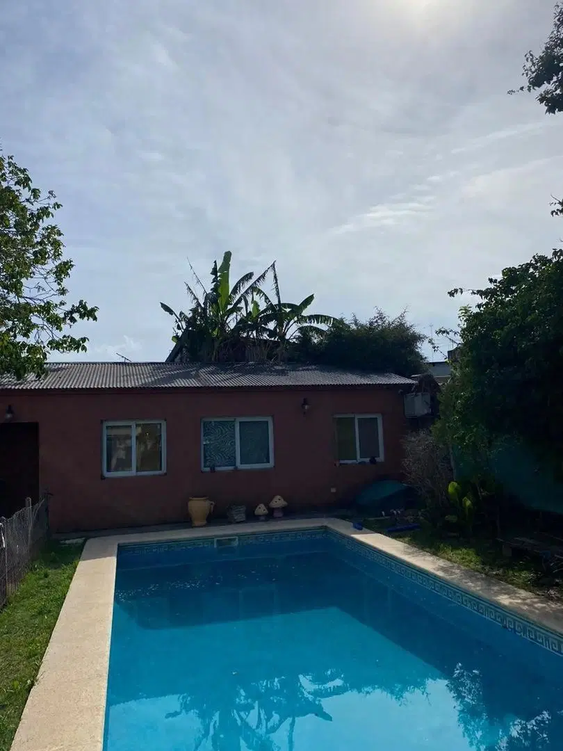 Casa. Lote doble frente apto Desarrollo Inmobiliario. 2