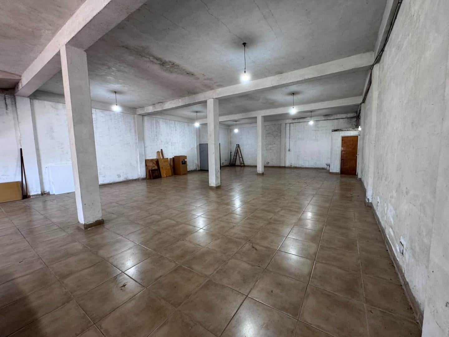 Foto de Galpón de 180m2 en Del Viso, en Alquiler, imagen 3