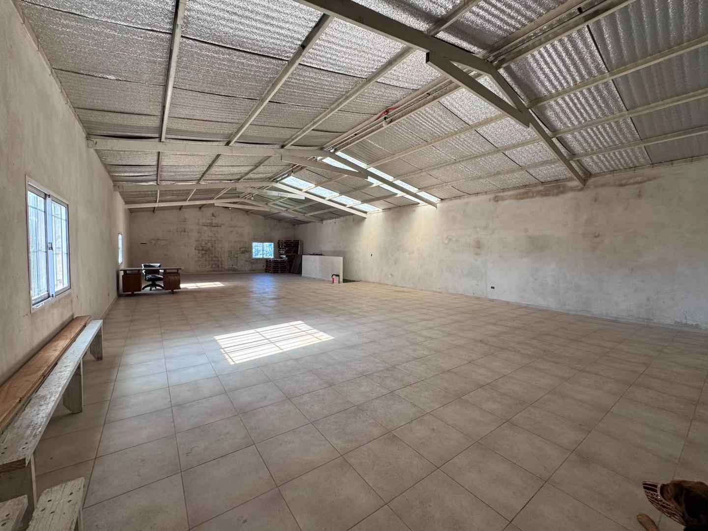 Foto de Oficina / Depósito de 180m2 en Del Viso, en Alquiler en PA, imagen 3