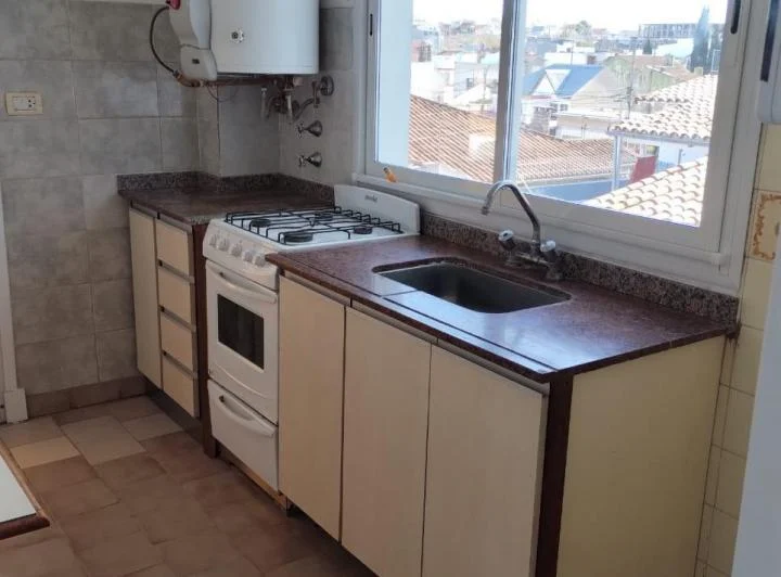 DEPARTAMENTO EN ALQUILER 4