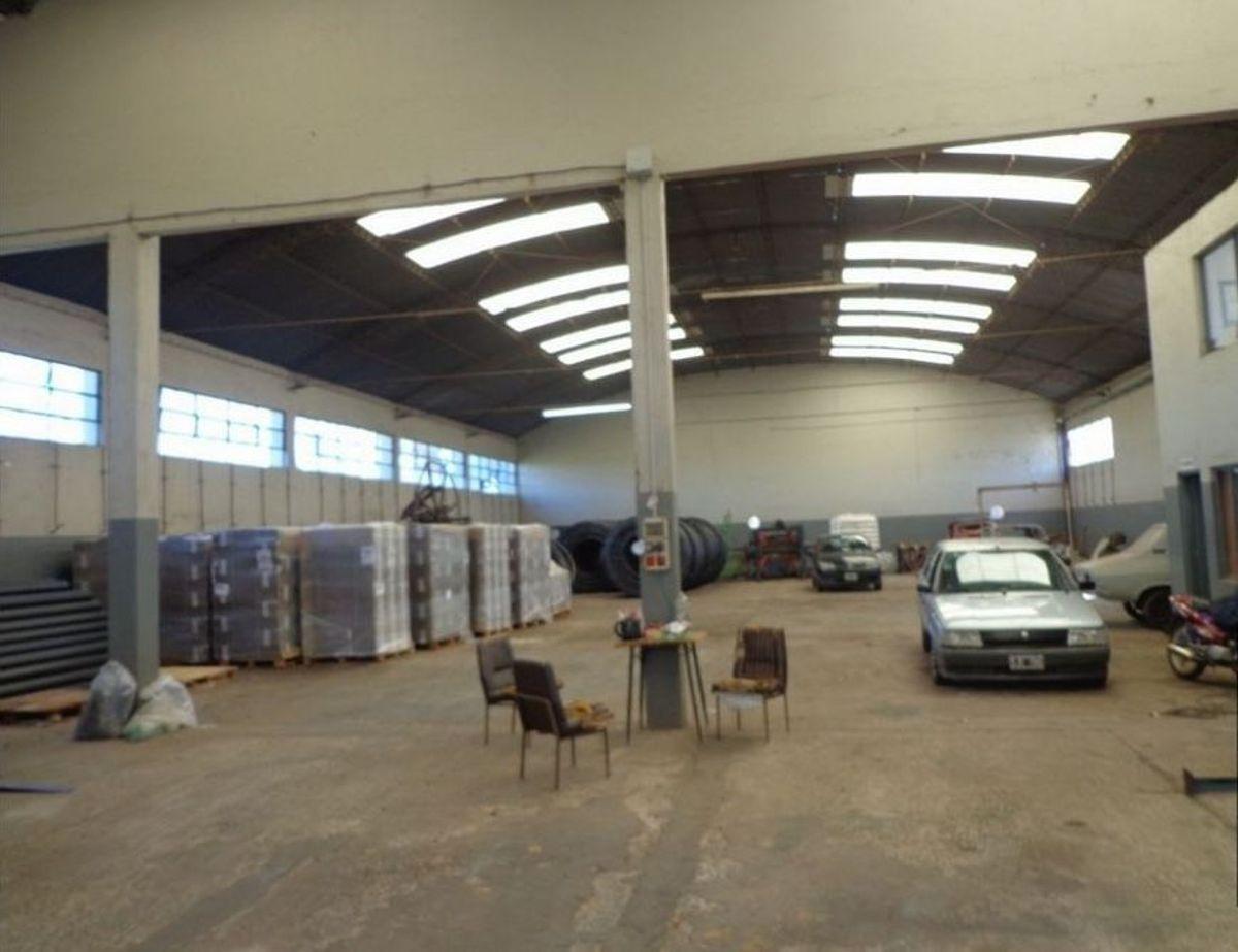 Foto de Galpon de 15600 m² en venta en Parque Industrial General Savio, imagen 2