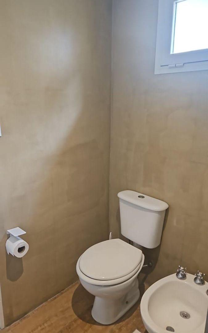 Foto de PH 3 AMB + GGE + PATIO ZONA ARANA Y GOIRI Y JUANA MANSO U$S 80.000, imagen 5