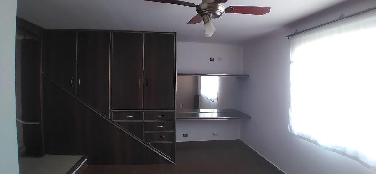 Foto de PH de 51 m² con 1 dormitorio en alquiler en Peralta Ramos Oeste, imagen 5