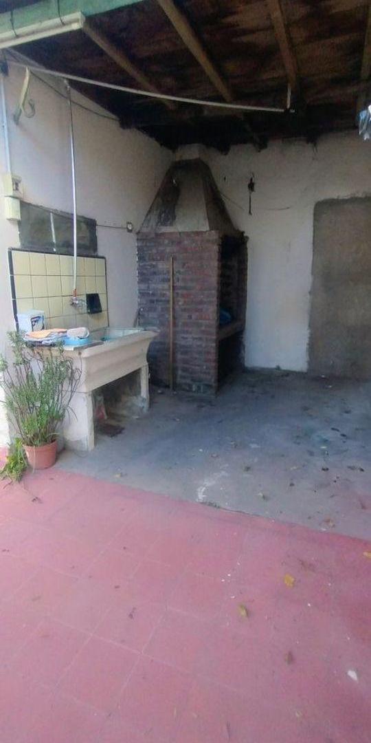 Foto de CASA COLONIAL ZONA PERALTA RAMOS OESTE DELLEPIANE AL 100, imagen 5
