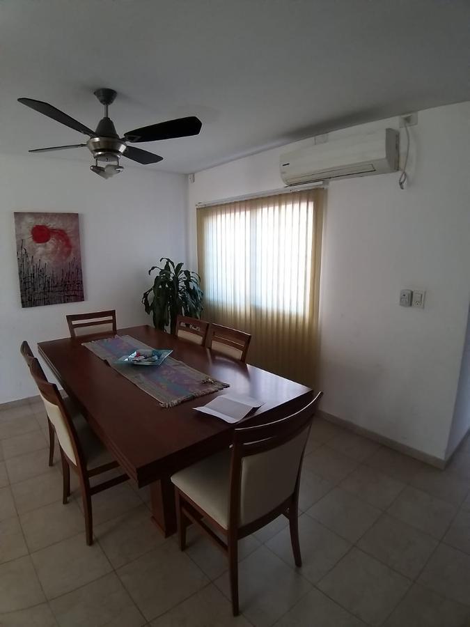 GRAN CASA ZONA PARQUE 3 DORMITORIOS - Parana