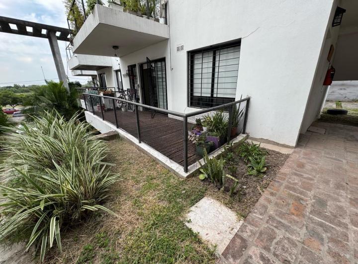 EN VENTA DEPARTAMENTO 2 DORMITORIOS COMPLEJO PRIVADO