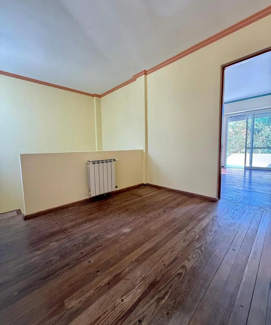 Excelente casa 3 dormitorios zona parque !!! Sobre calle Salta 4