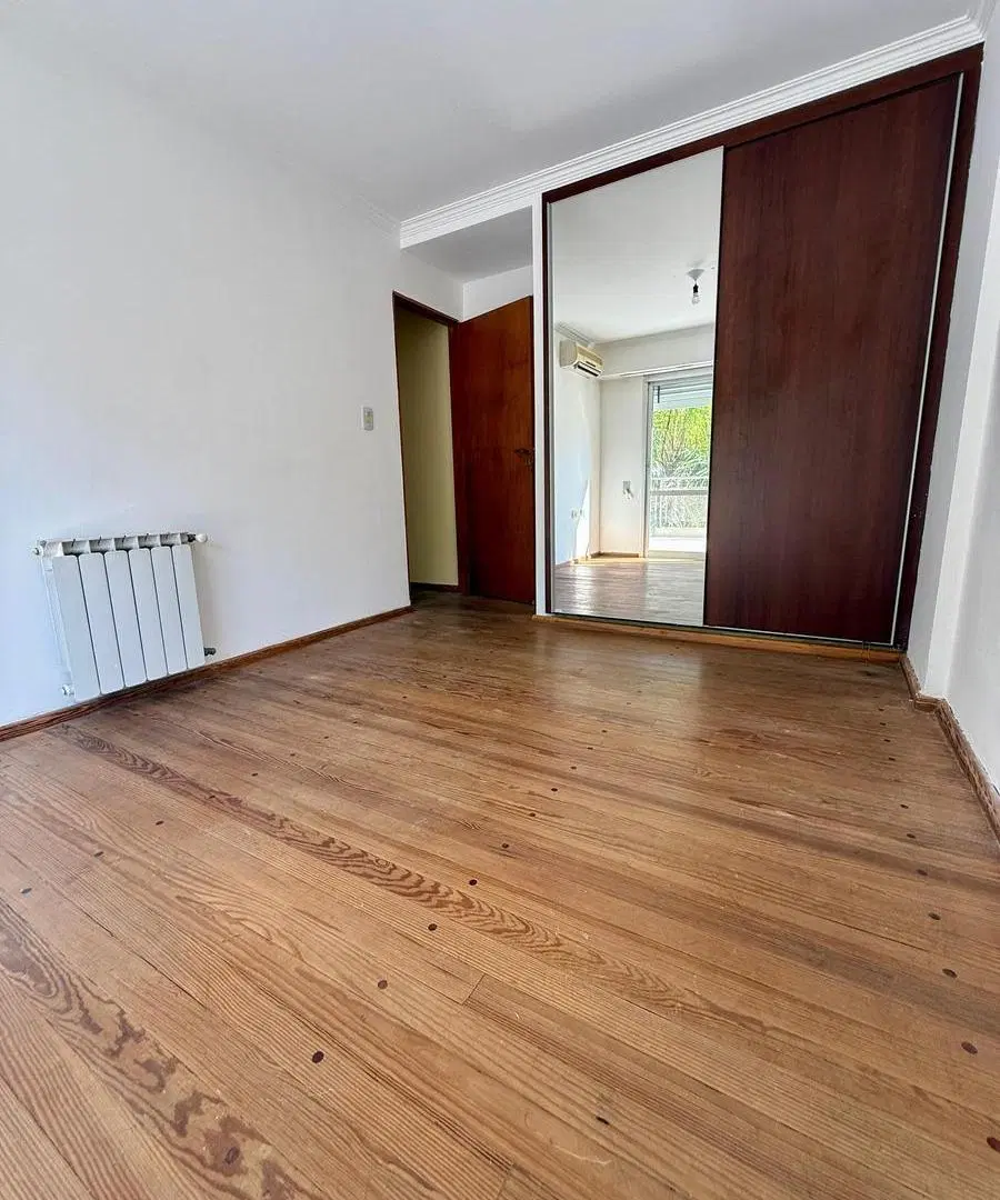 Excelente casa 3 dormitorios zona parque !!! Sobre calle Salta 2