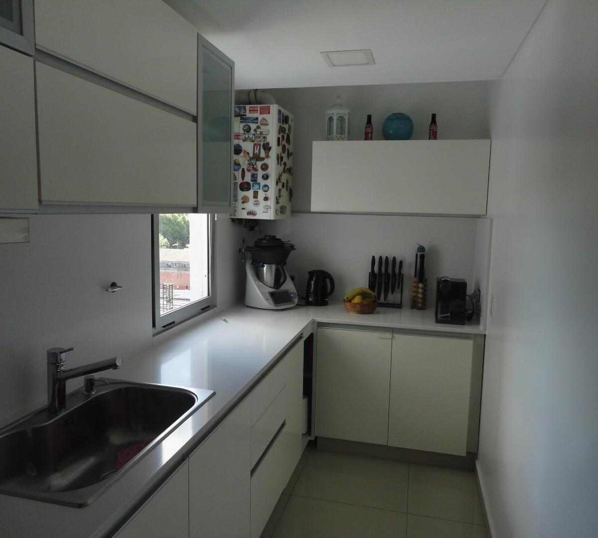 SEMIPISO 4 AMBIENTES CON BALCON CORRIDO , 2 COCHERAS A MET