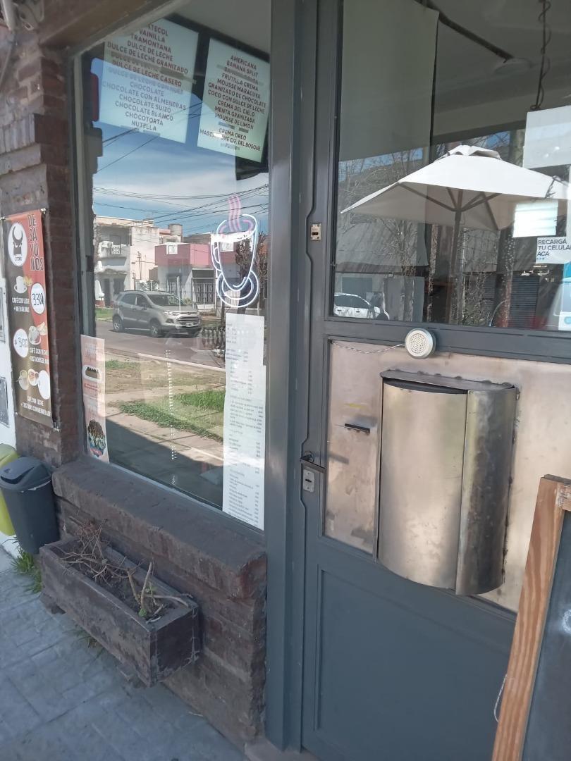 Foto de LOCAL EN VENTA EN HAEDO, imagen 2