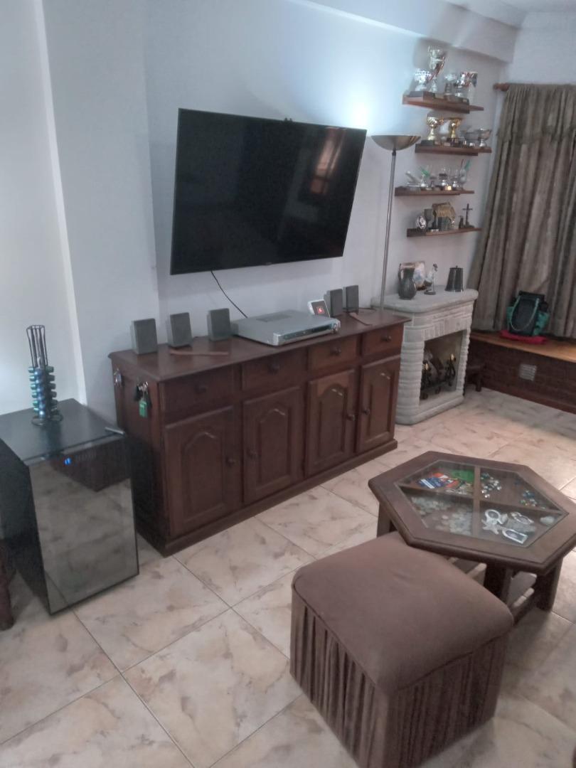 Triplex en Venta en Haedo de 4 Ambientes 1