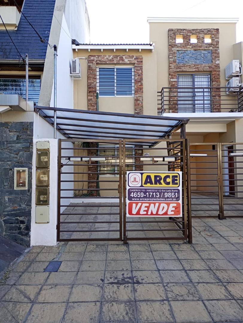 DUPLEX EN VENTA EN HAEDO 4 AMBIENTES