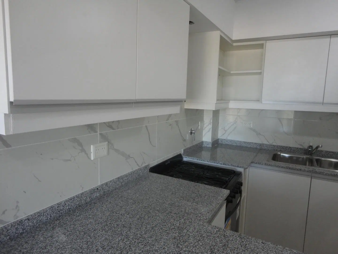 DEPARTAMENTO EN VENTA EN HAEDO 3