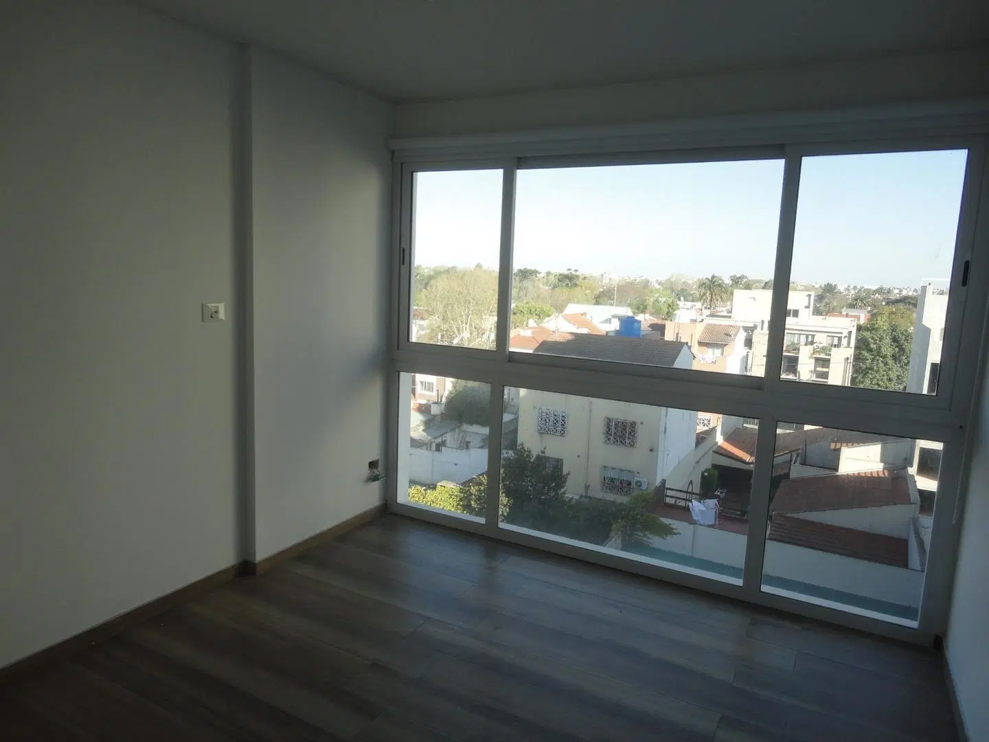 DEPARTAMENTO EN VENTA EN HAEDO 5
