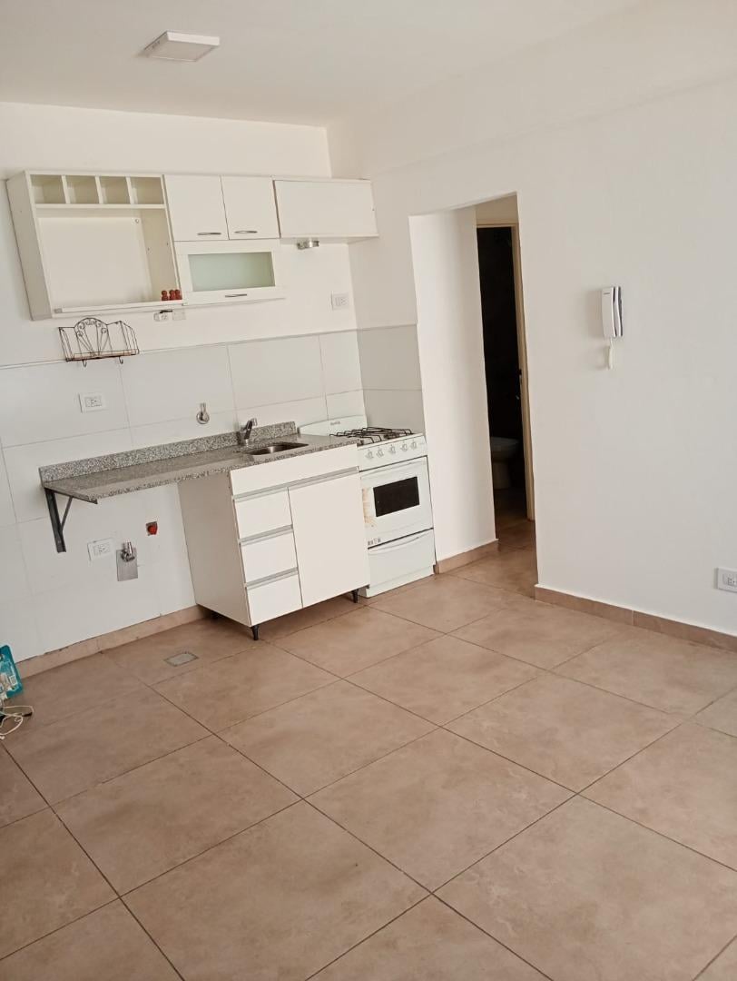 DEPARTAMENTO EN ALQUILER VILLA SARMIENTO