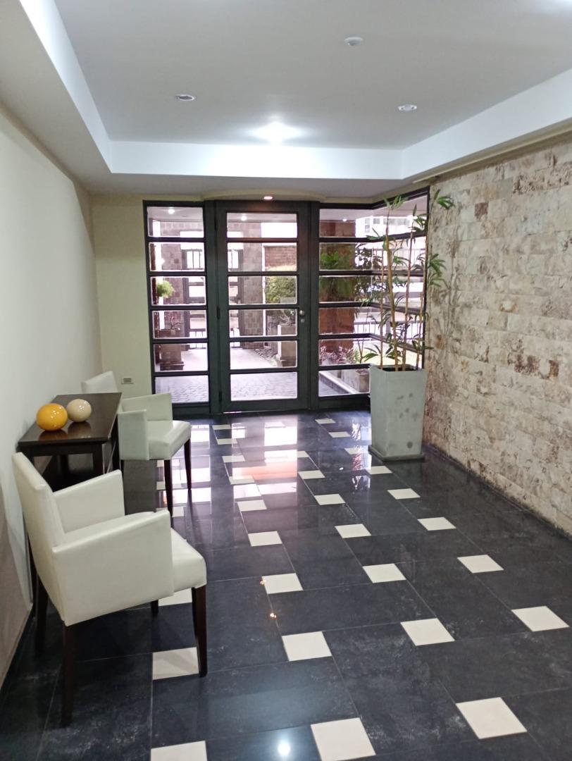 Foto de DEPARTAMENTO EN VENTA EN HAEDO 3 AMBIENTES CON COCHERA, imagen 3
