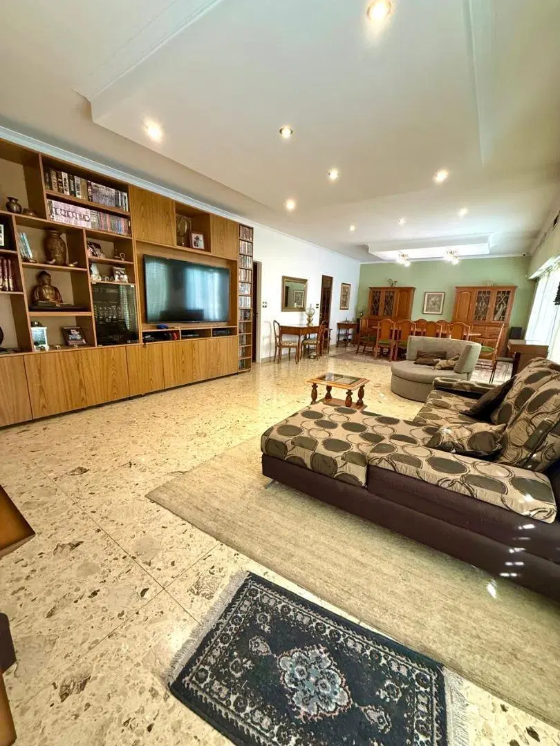 CASA EN VENTA EN HAEDO 3