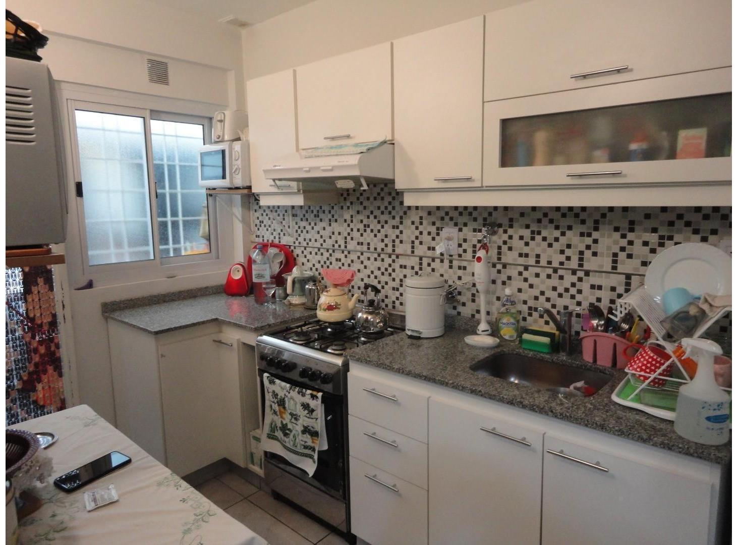 Foto de PH EN VENTA DE 3 AMB CON PATIO Y A 1 CDRA DE ESTACIÓN, imagen 5