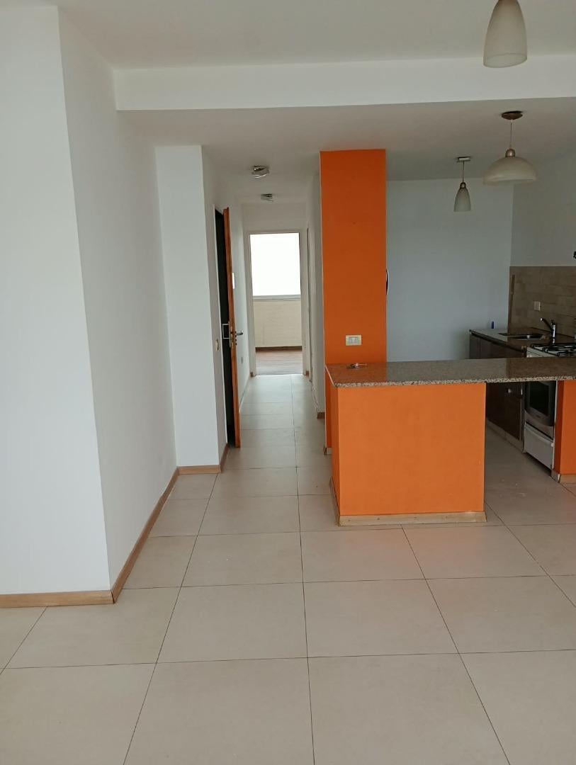 Foto de ALQUILER DEPARTAMENTO DE 2 AMBIENTES AL FRENTE CON BALCÓN Y, imagen 2