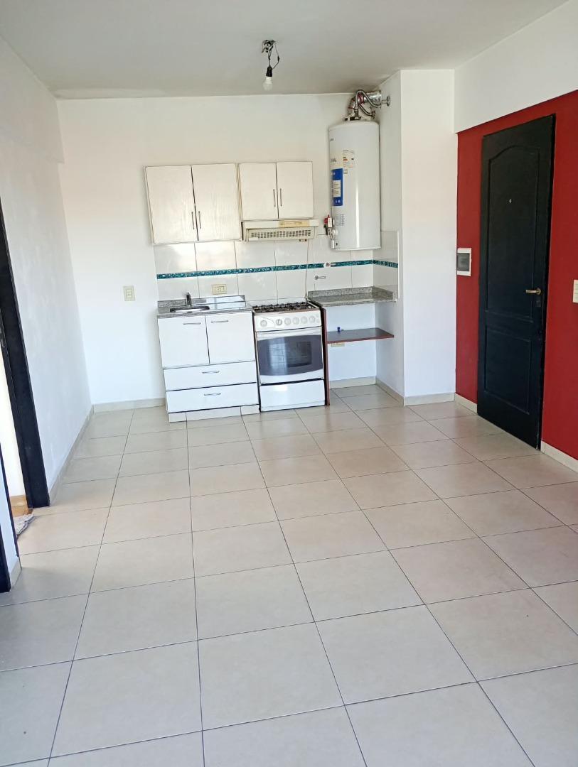 Foto de DEPARTAMENTO EN ALQUILER EN HAEDO, imagen 5